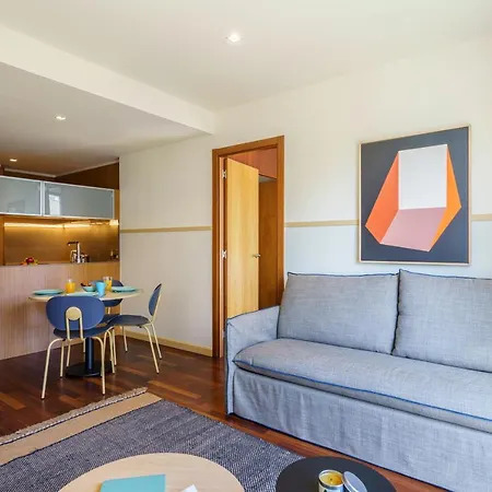 Apartament Aspasios Diagonal Art *