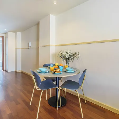 Apartament Aspasios Diagonal Art Barcelona