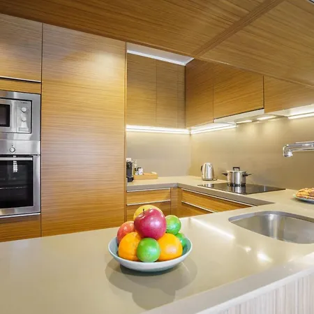 Aspasios Diagonal Art Apartment *