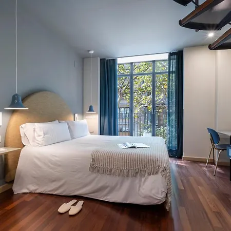Aspasios Diagonal Art Apartment Barcelona